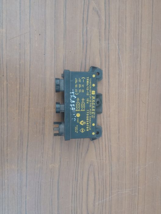 Реле свічок розжарювання накала Trafic/Peugeot/Caddy/Skoda/AstraZafira