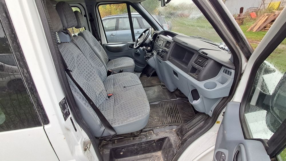Ford Transit  Doka 7 osób