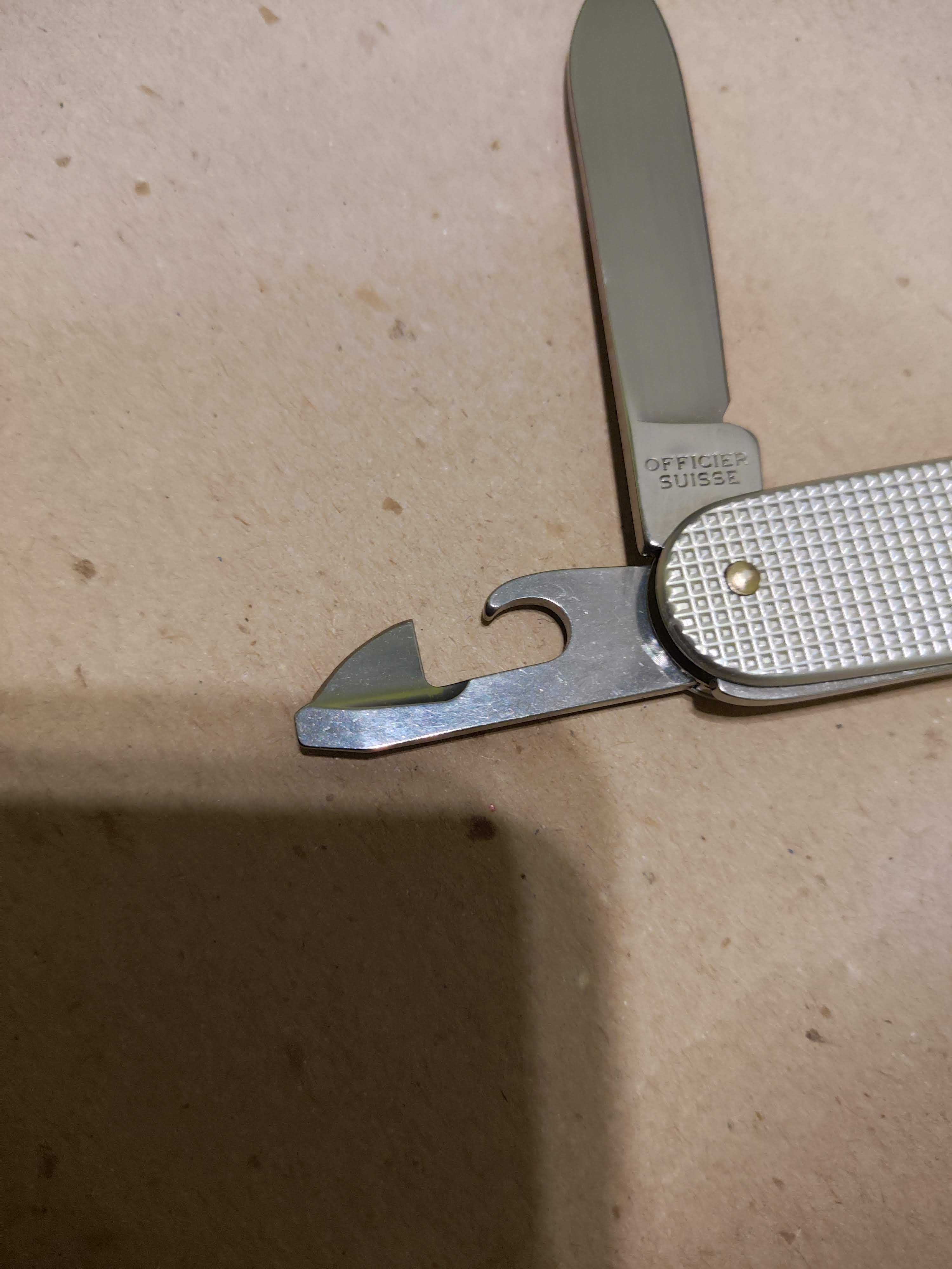 Scyzoryk Victorinox Cadet Alox 84mm