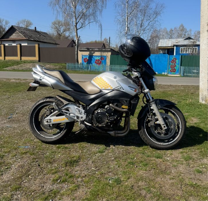 НАЙНИЧЖА ціна на ринку: Suzuki gsr 400 з рідним пробігом 22000 км