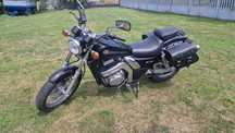Motocykl Kawasaki eliminator el-252 ładny sakwy.