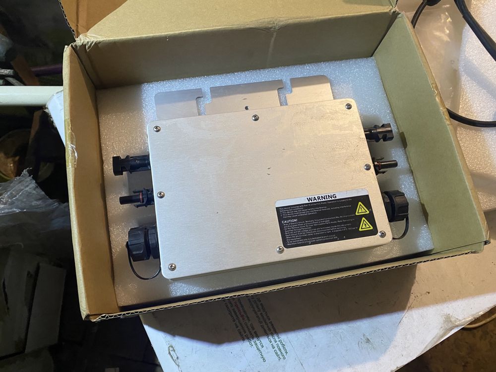 Мережевий сонячний інвертор (on-grid) WVC 700W