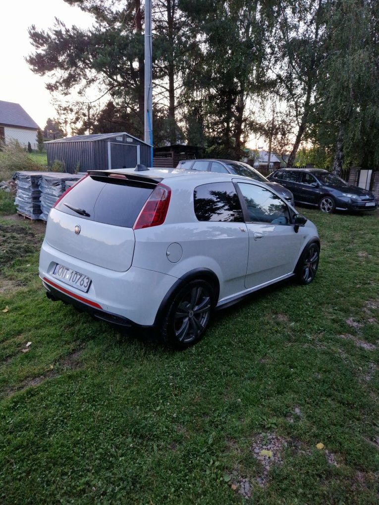 Abarth grande punto