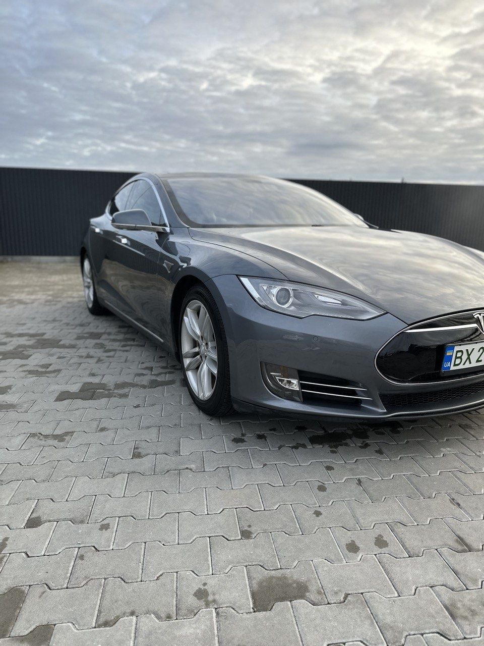 Продам Продам Tesla Model S 85 кіловат
Авто приїхало з Америки без ДТП