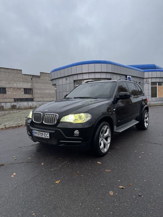 Продам BMW X5 E70, на максимальній комплектації.