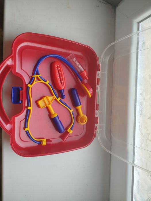 Набір медичних дитячих інструментів