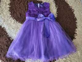 Elegancka fioletowa sukienka 122