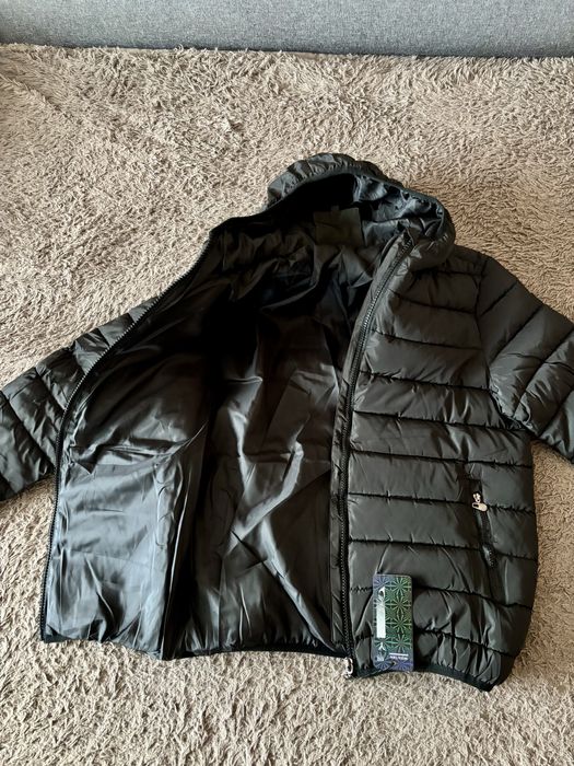 Чорна нова куртка з Італії (2XL)