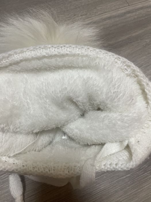 Шапка ( зимова) на дівчинку