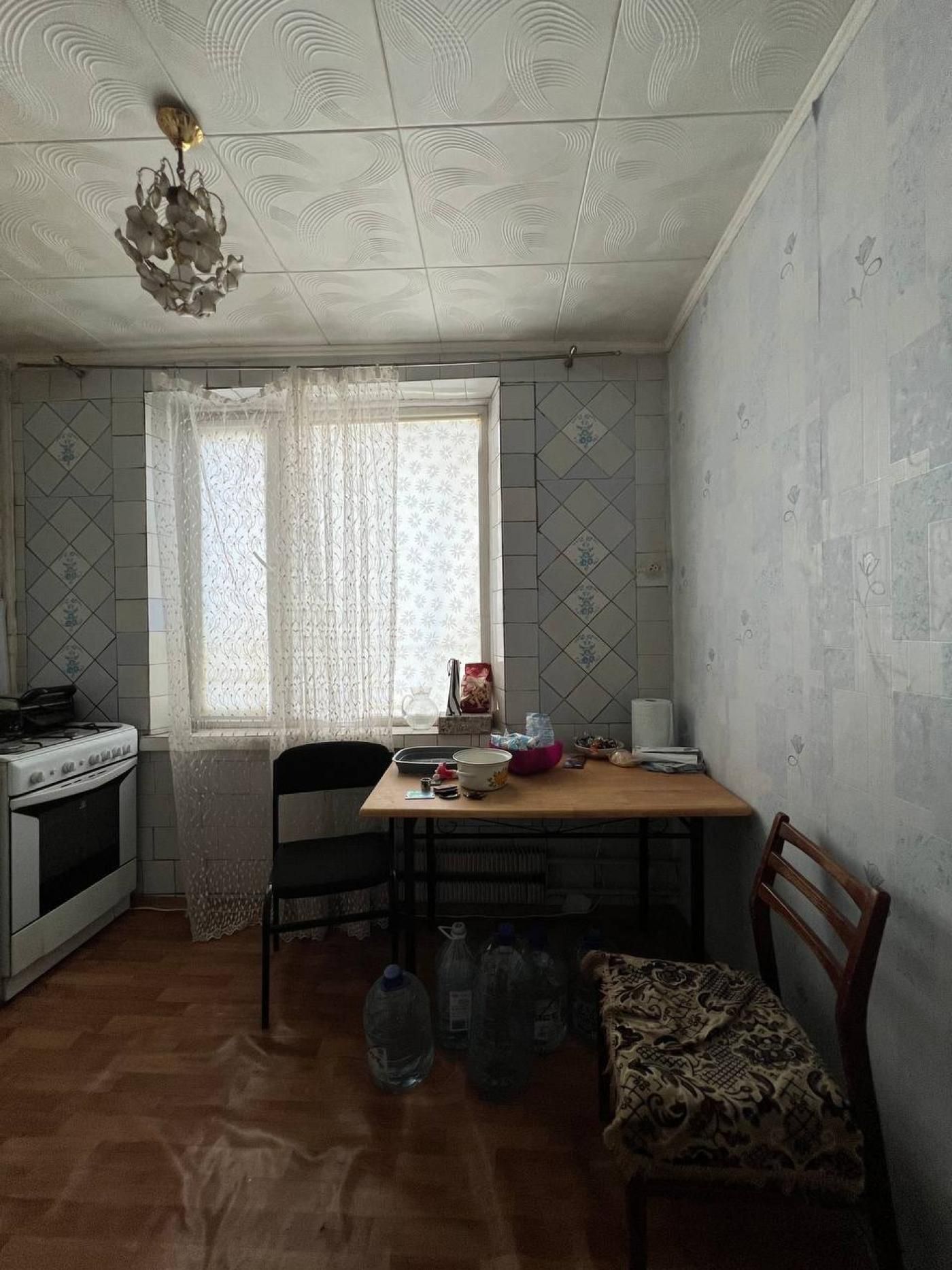 Сдам 3-комнатную кв. возле м. Героев Труда, ул. Ак. Павлова 162