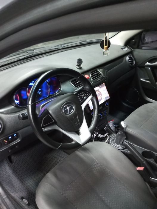 Продам автомобиль Jac j5