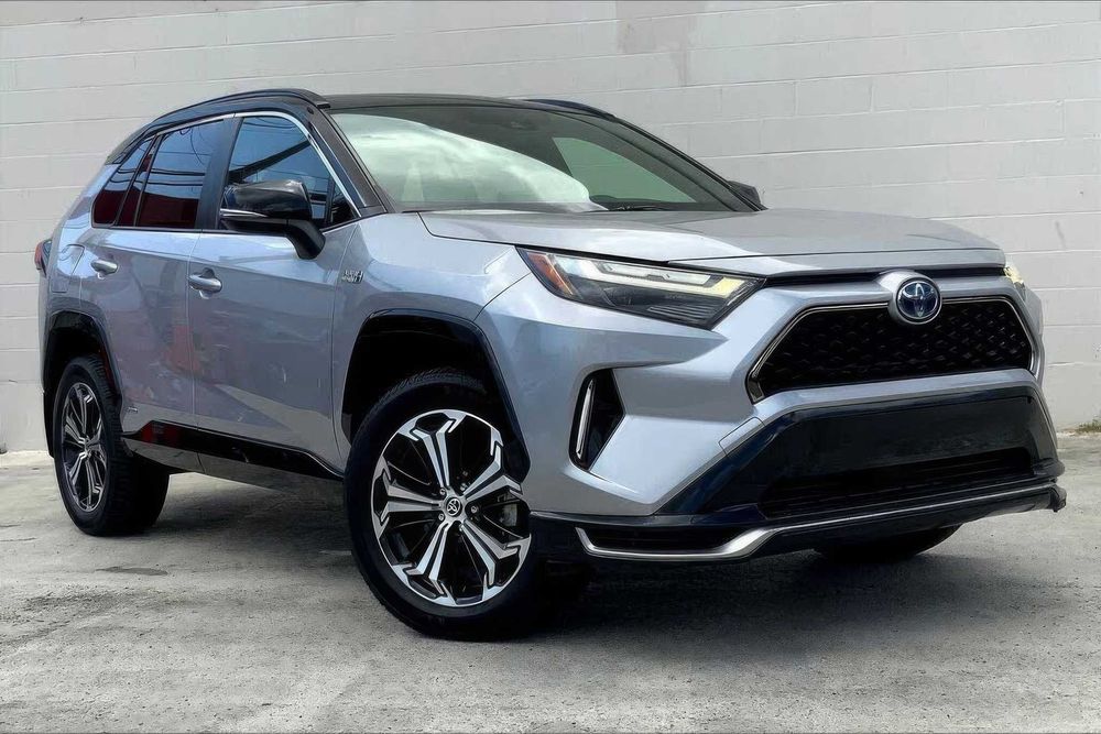 Toyota RAV4 Prime XSE      2022