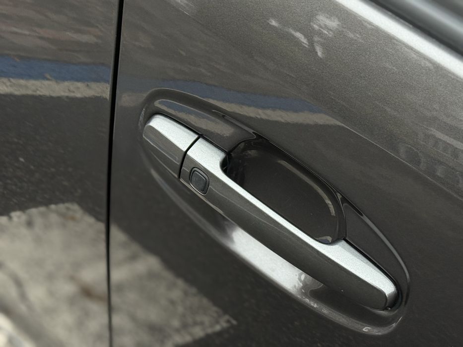 Toyota Prius в отличном состоянии