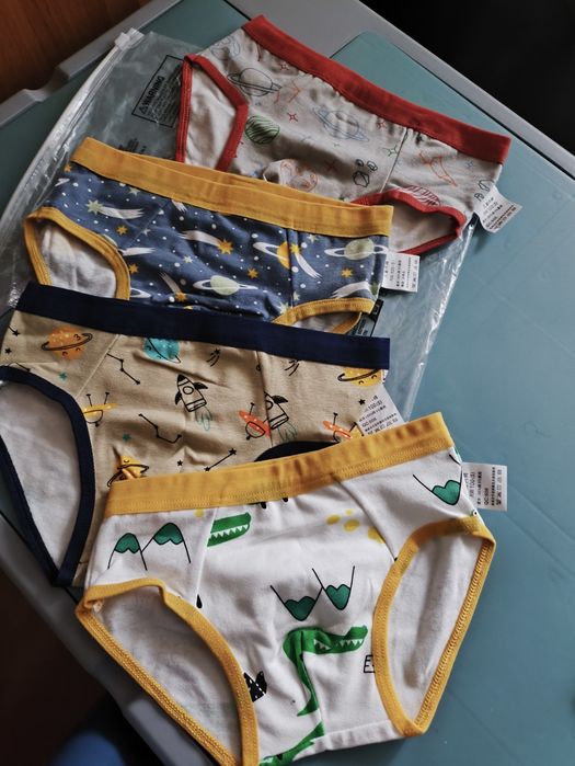 Набір трусиків зручна резинка 3-4 роки