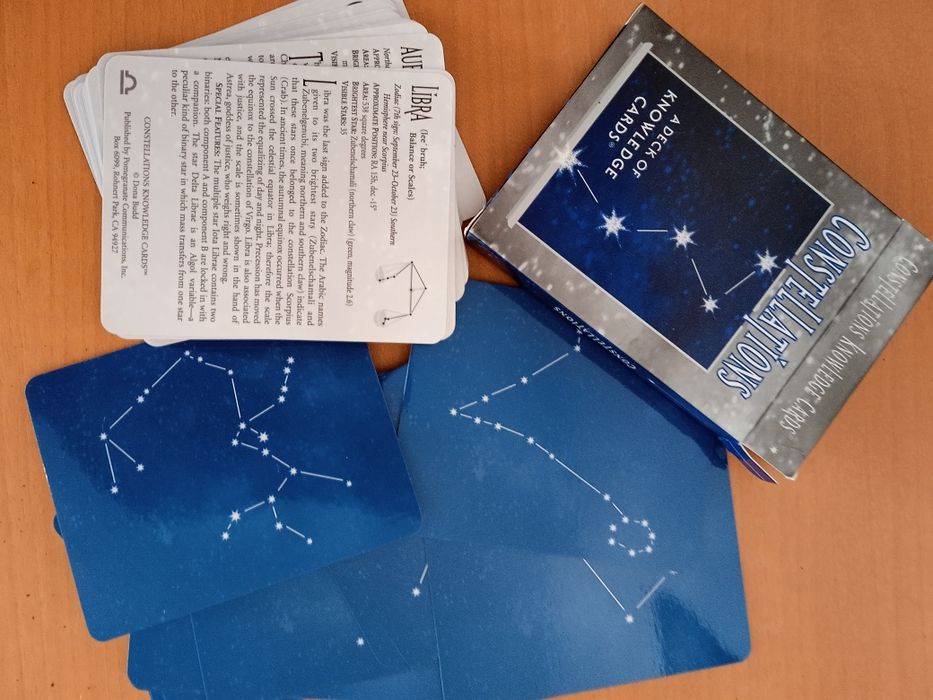Uma carta,uma constelação! Constellations - knowledge cards, Dona Budd
