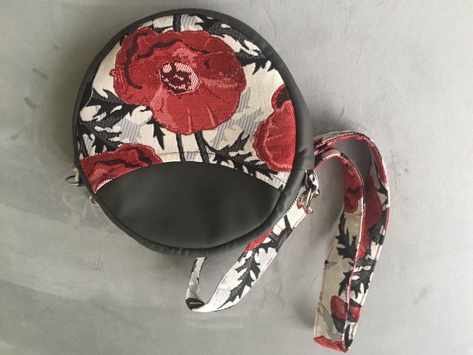 Okrągła torebka handmade