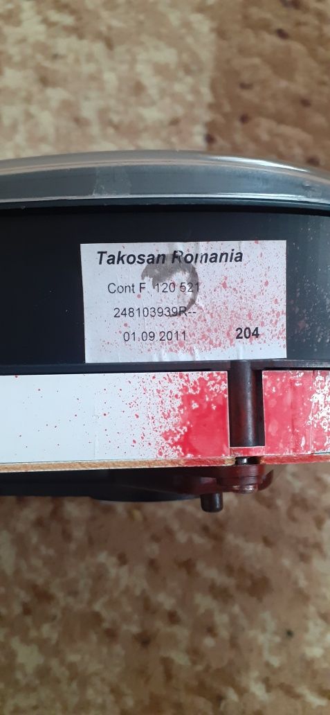 Панель приладів логан, сандеро ,достер