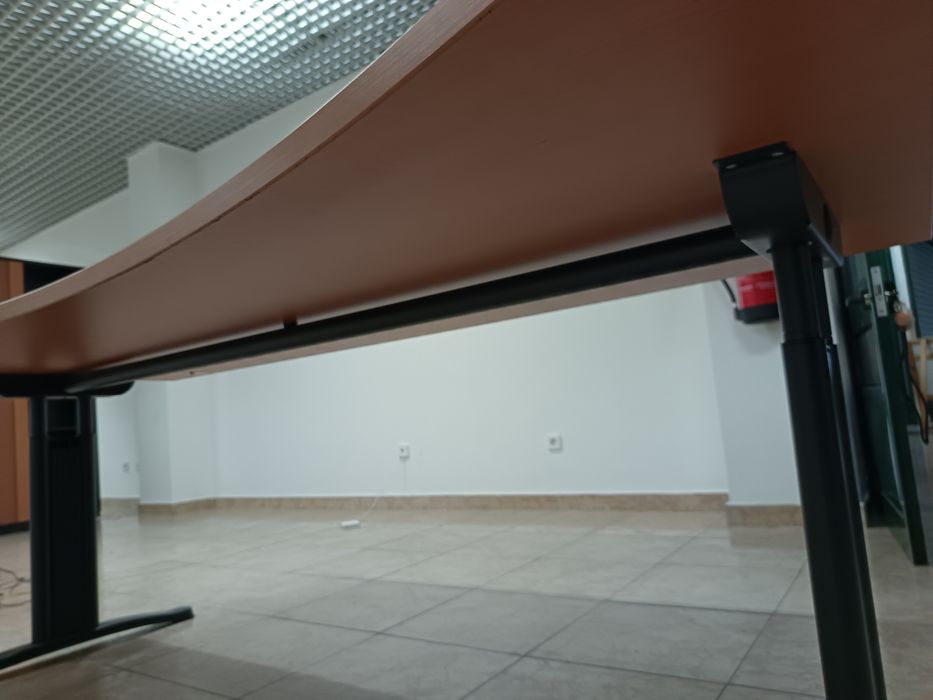 Mesa Escritório ECHO