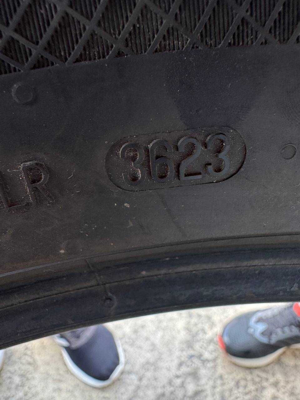 Резина Всесезонна  Continental 255/60 r20