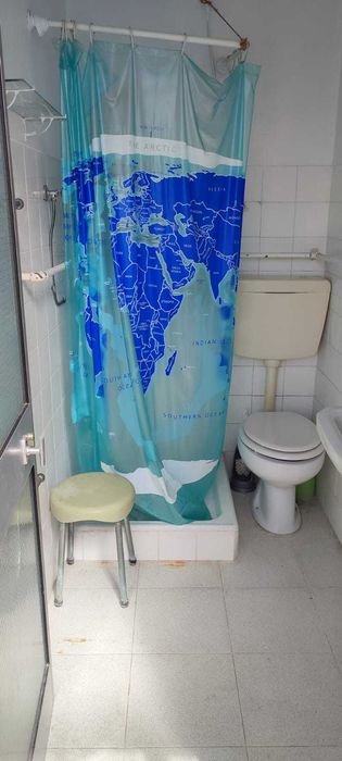 Imovel T3 Setubal, no Bairro Liceu c boas áreas para renovar