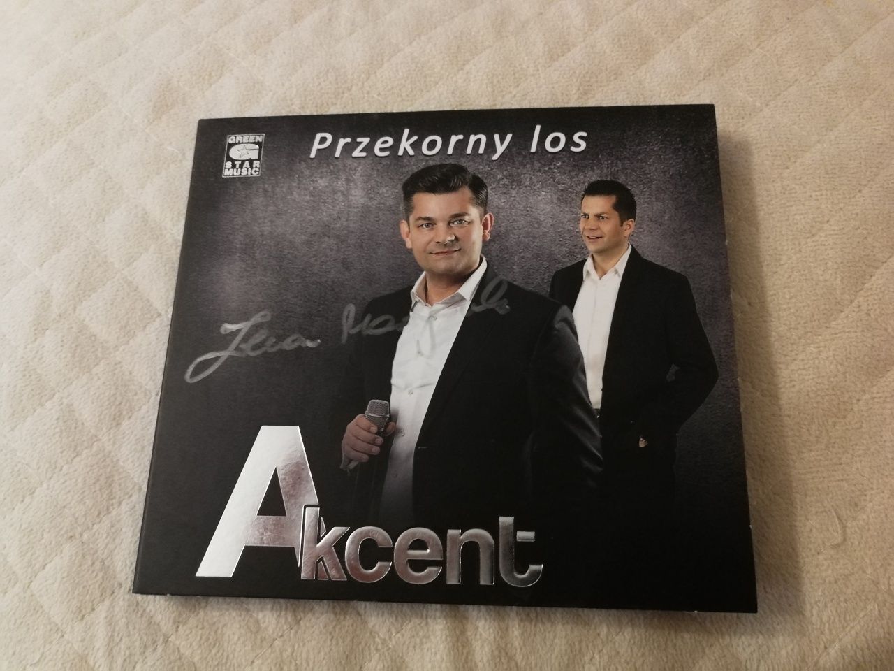 Płyta Akcent Przekorny Los z autografem