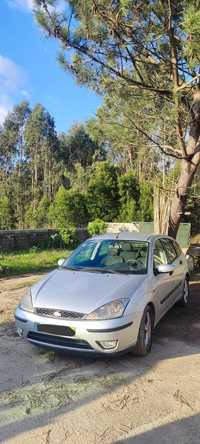 Ford focus 1800cc, tdci , ano 2003. A circular .