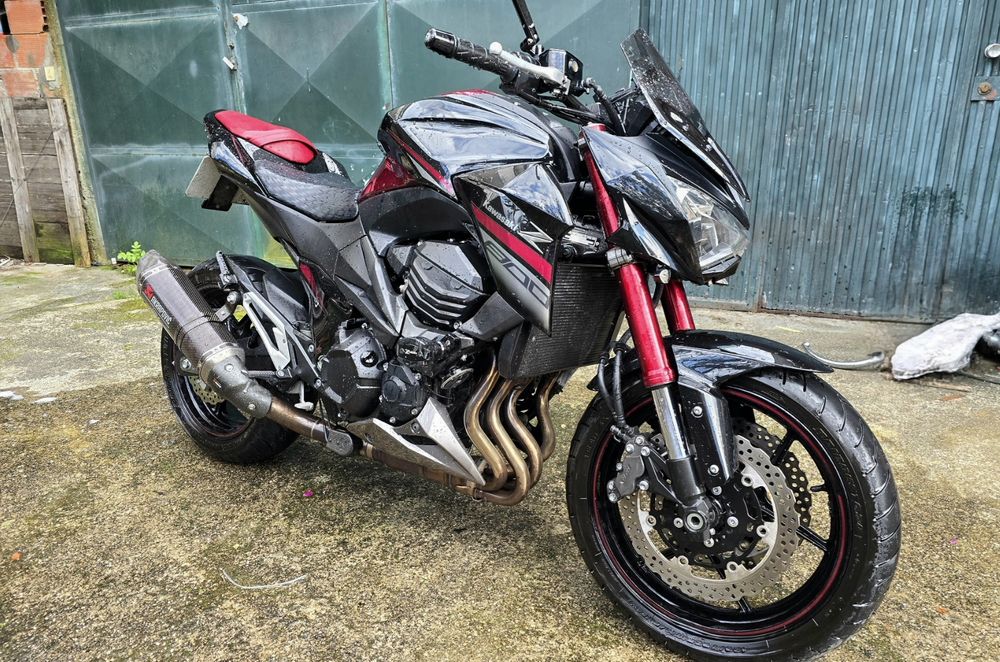 Kawasaki Z800 modelo SUGOMI
