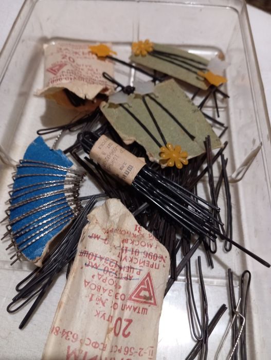 Заколки невидимки времён СССР