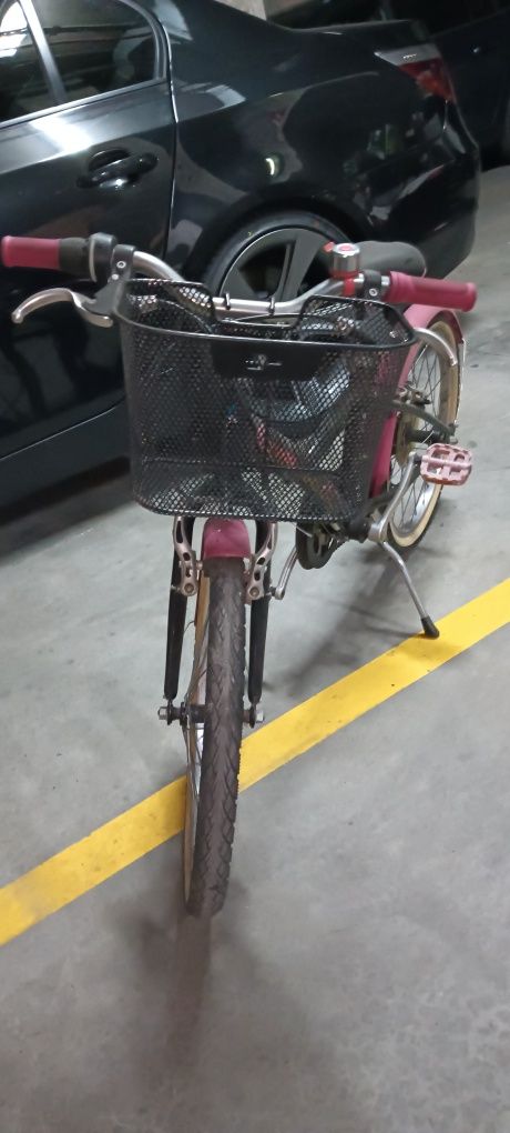 Bicicleta de menina