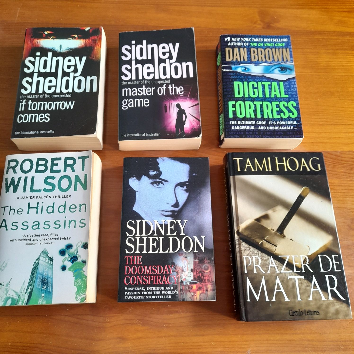 Livro de grandes autores Best Sellers