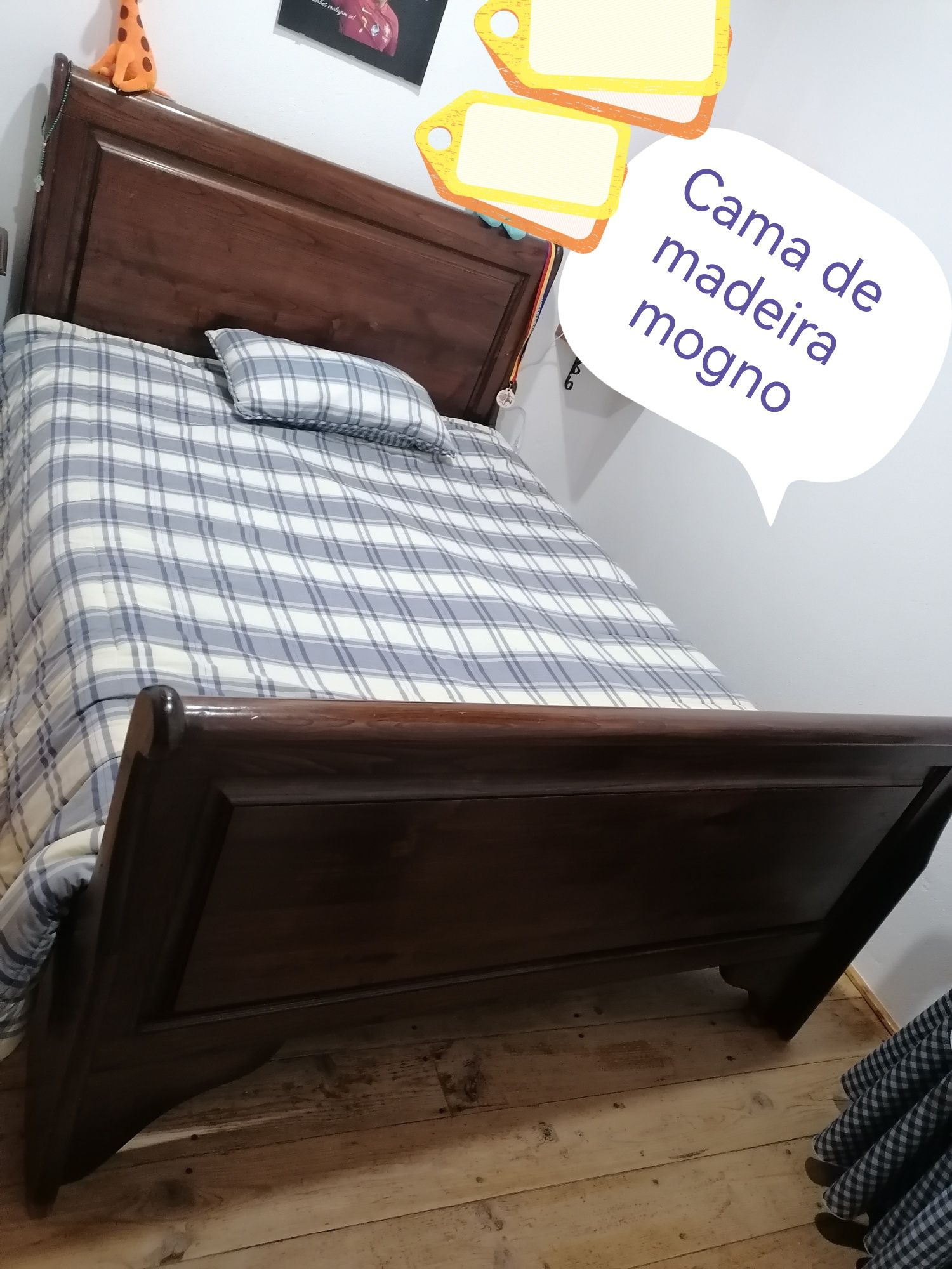 Cama mogno e colchão