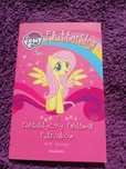 Książka "Fluttershy i Fantastyczny Festiwal Futrzaków" G. M. Berrow