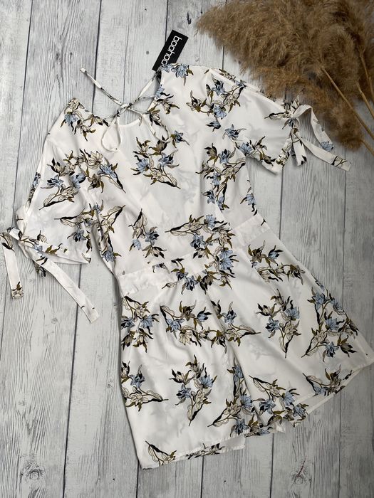 Новый летний комбинезон шортами Boohoo M /L (38/40)10-12