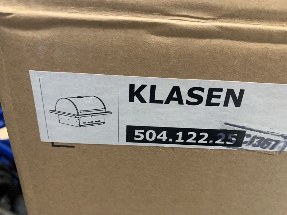 Grelhador de carvao de fechar