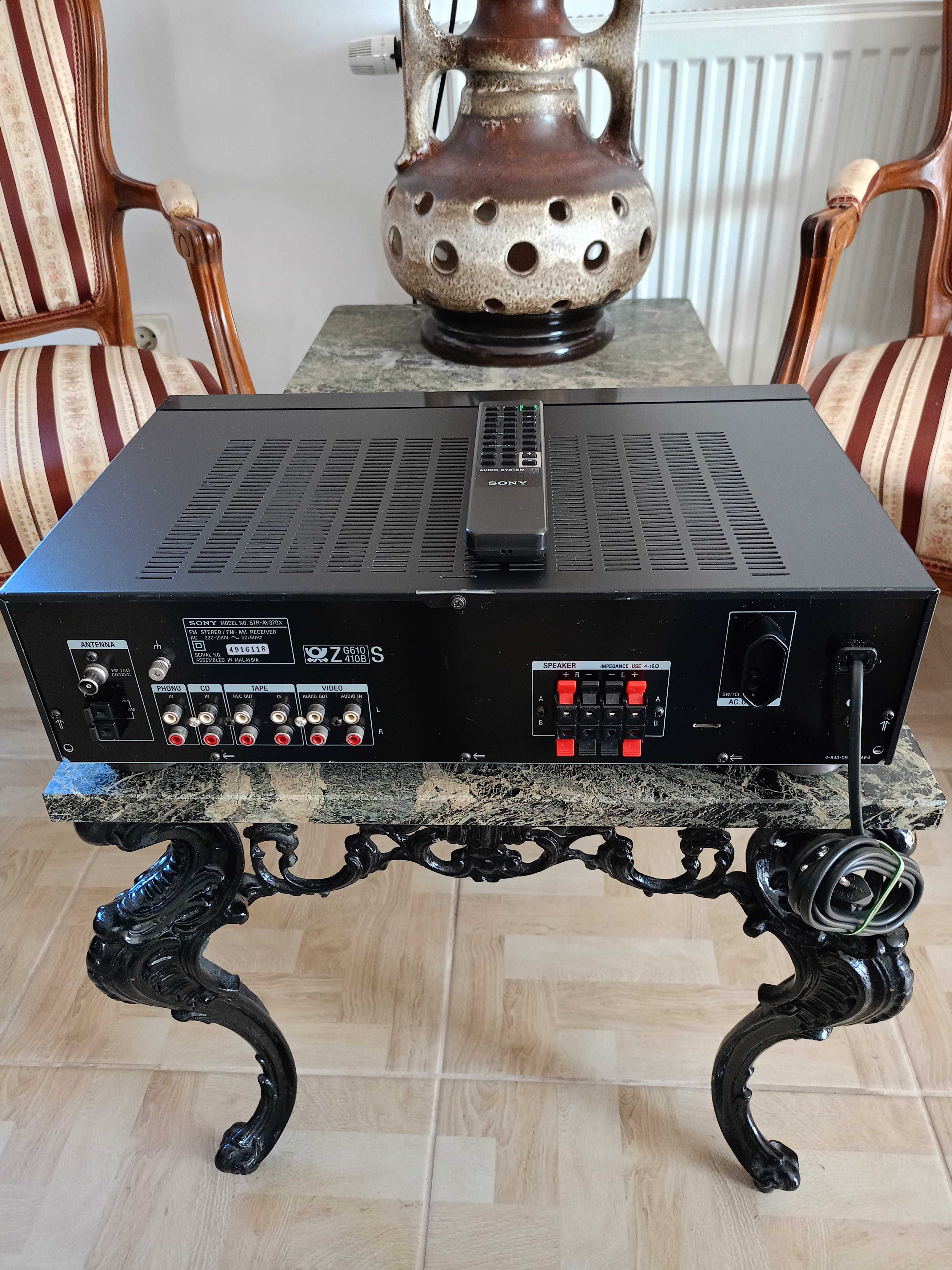 Amplituner Wzmacniacz SONY STR-AV370 z pilotem.