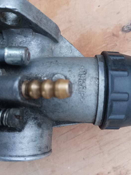 1000грн/пара К-68 Карбюратори на Мт Днепр