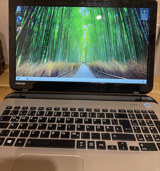 Ноутбук TOSHIBA Satellite