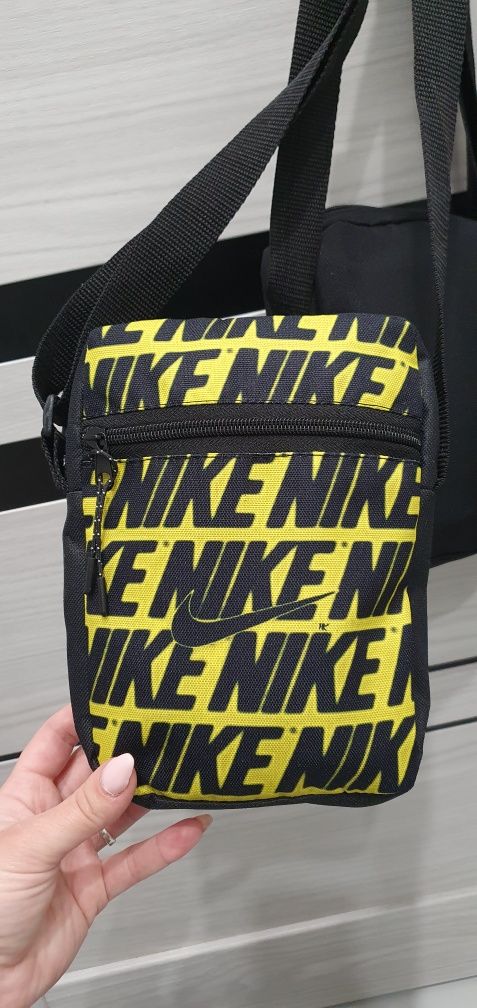 Месенджер Барсєтка бананка сумка через пличе чоловіча nike