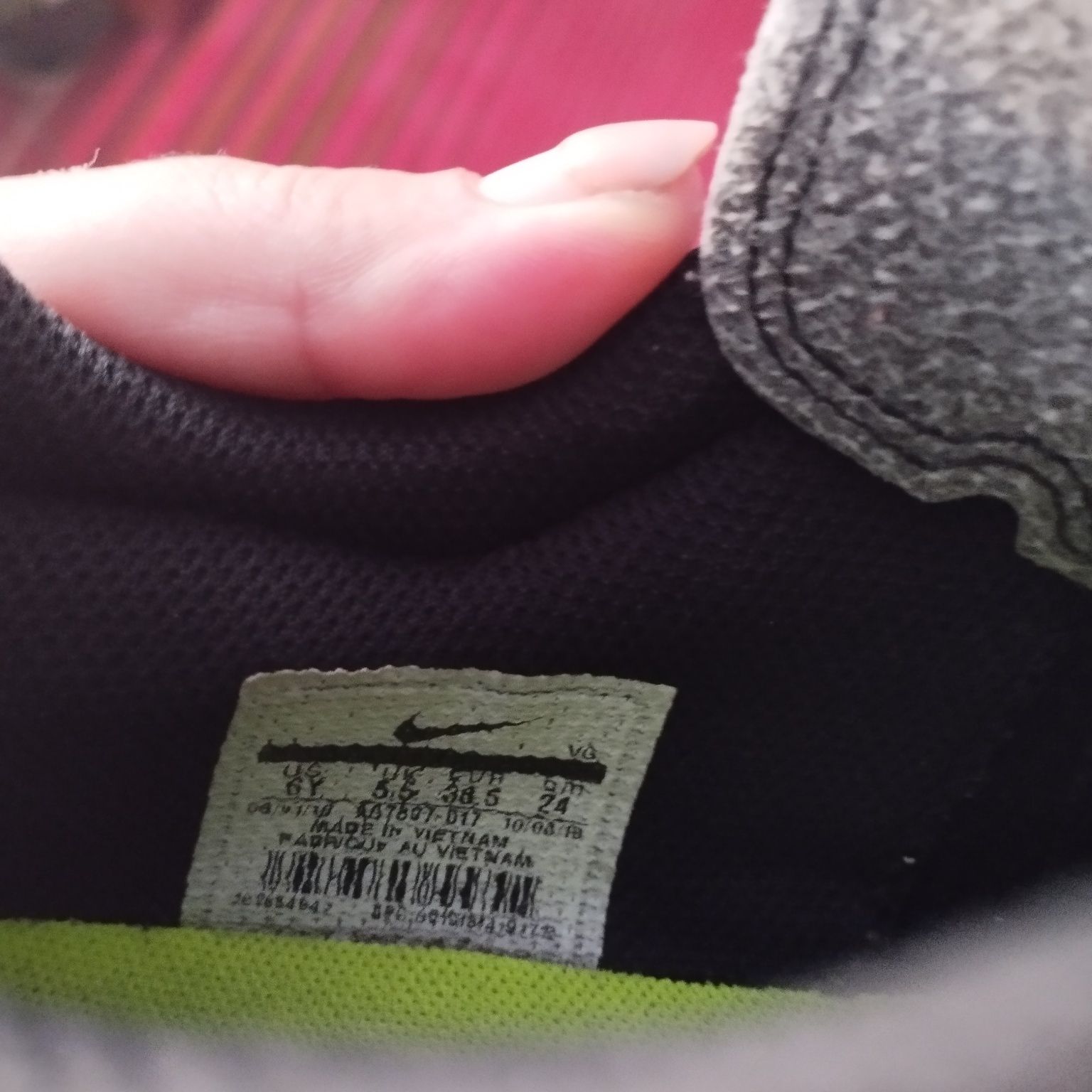 Продам шкіряні оригінальні бутси Nike