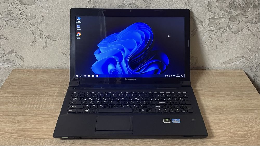 Ноутбук Lenovo B580 / 8 GB RAM / Inte Core i5 / Nvidia GeForce 610M