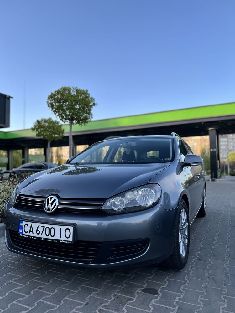 Volkswagen Golf 6 1.6 tdi MT