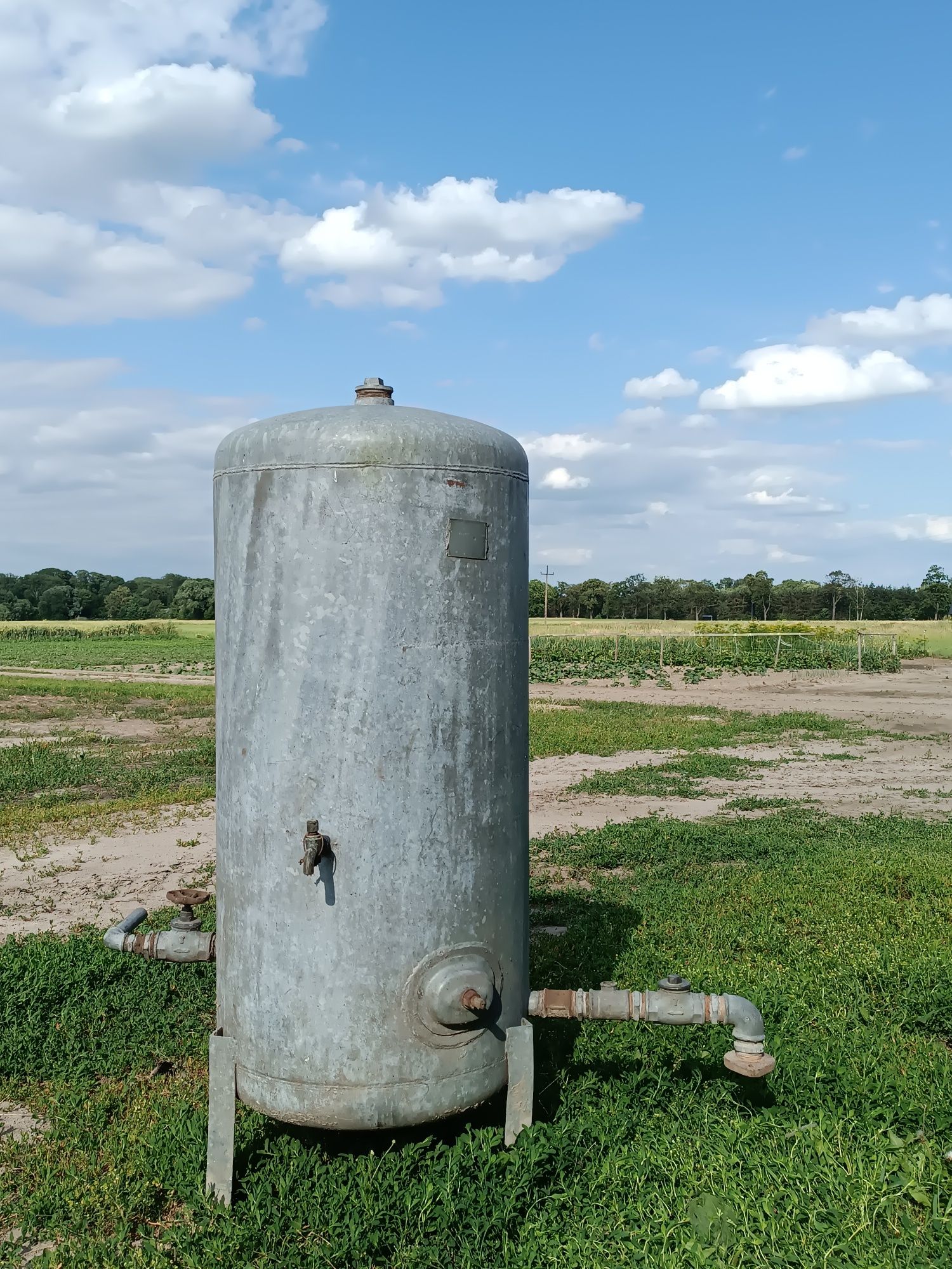 Sprzedam hydrofor na wodę 200l