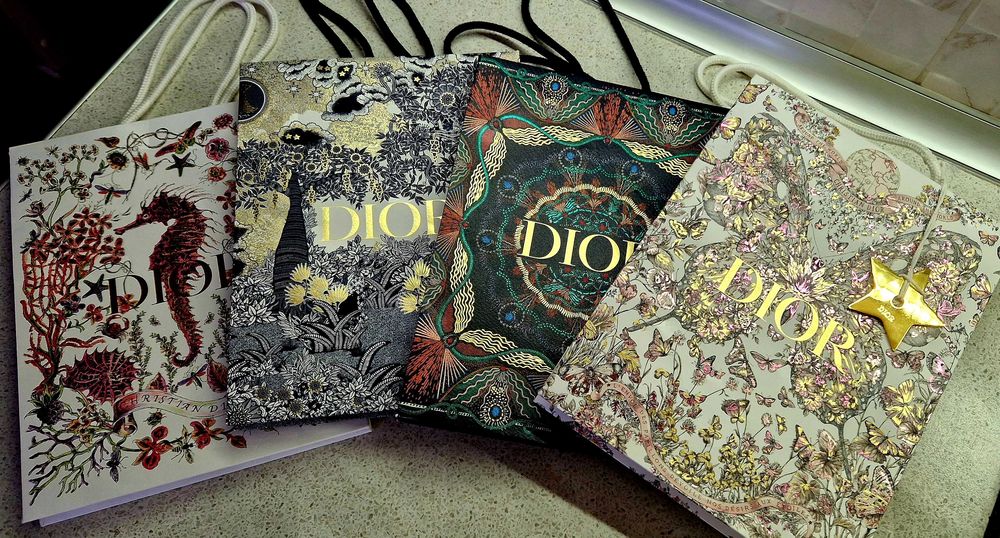 Подарункові пакети/коробки DIOR