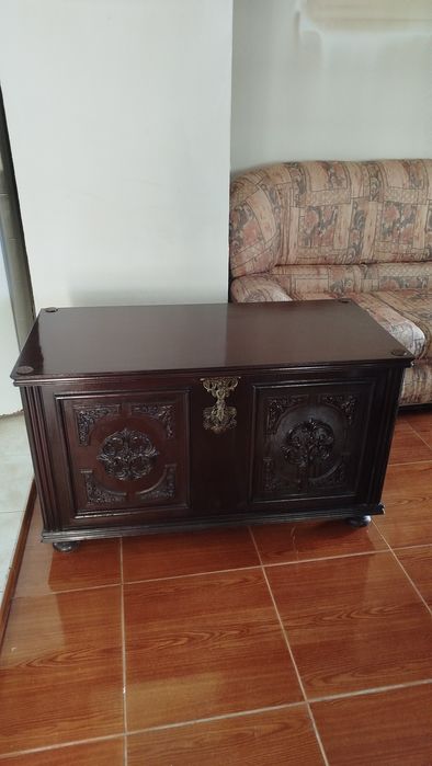 Arca/mala de madeira antiga