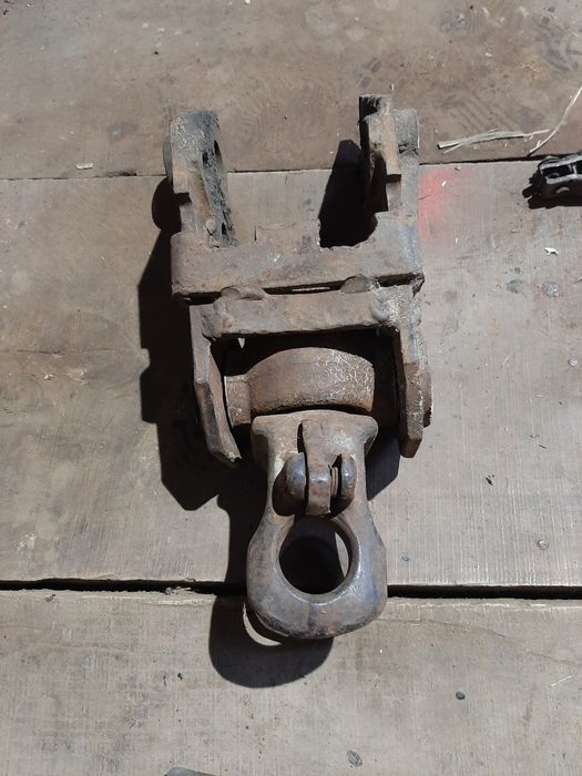 Zaczep górny ursus pasuje do ciągnika c360 c355 sam skup ciągników