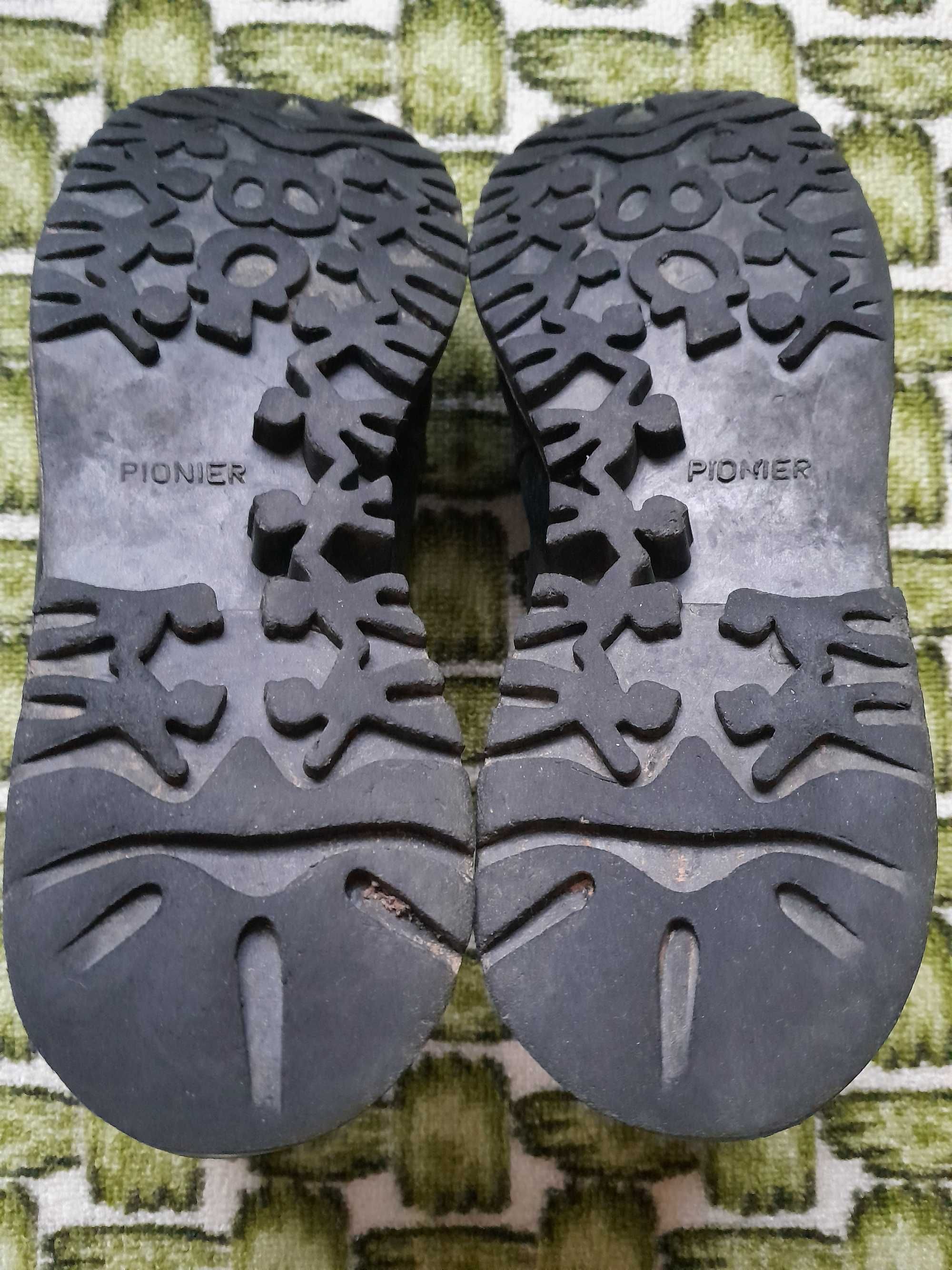 Pionierki buty Podhale z historią