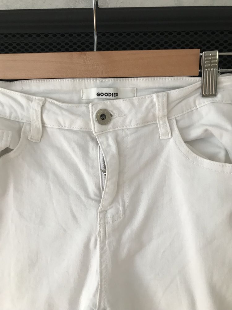 Spodnie jeansowe  białe
