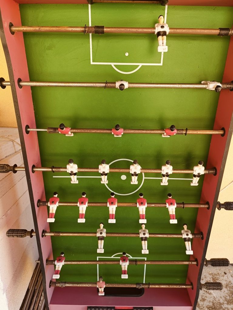 Składany stół z piłkarzami firmy Soccer