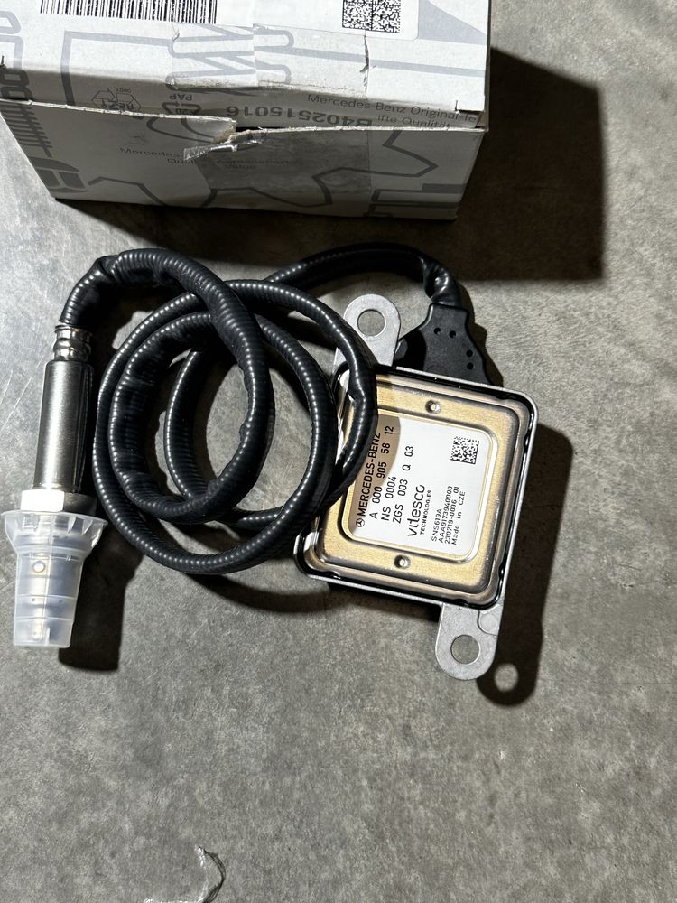 Лямбда зонд датчик нокс сенсор NOX мерседес W221 W164 W166 ML gle 651