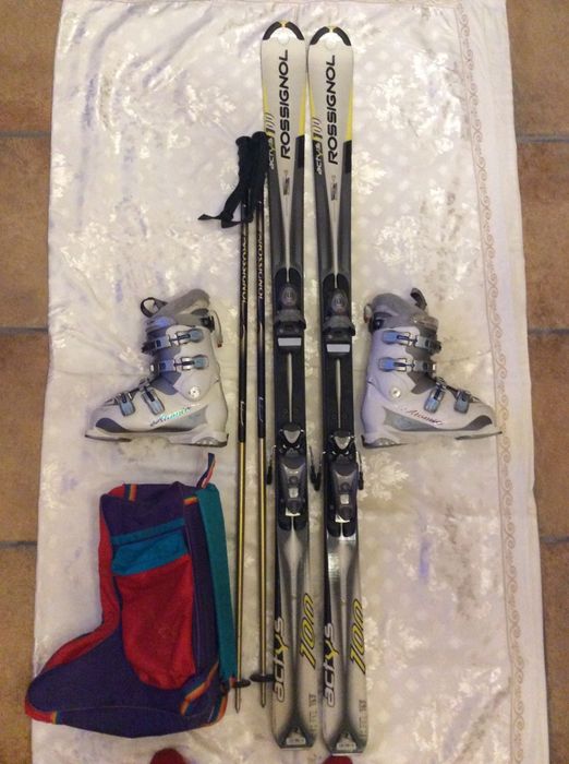 Narty z kijkami stan bardzo dobry.